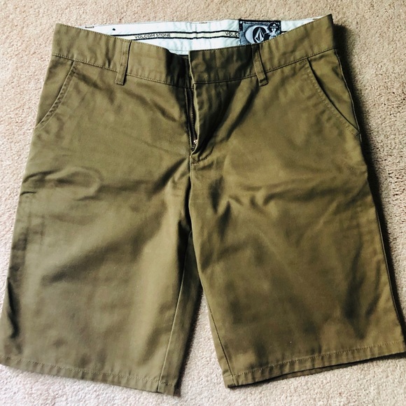 Volcom Pants - Brown Bermuda Shorts Volcom Pants - Brown Bermuda Shorts